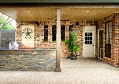 Outdoor Kitchen