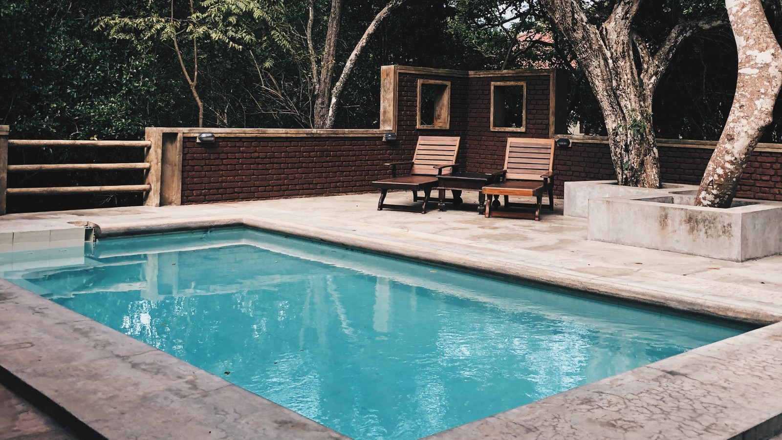 Jacuzzi and Pools